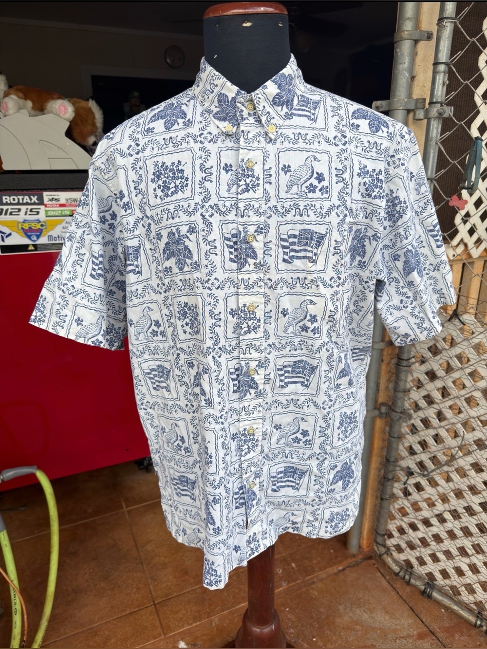 PreOwned Reyn Spooner Classic Hawaiian Print White/Blue Full Button Men's XL